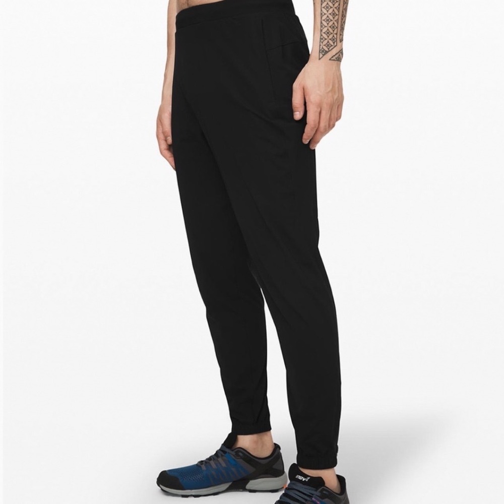 Lululemon Surge Jogger Medium Black